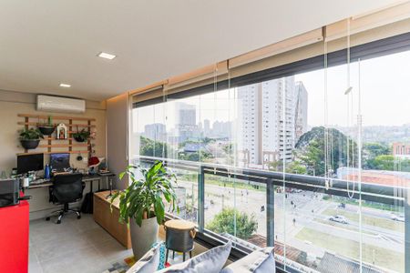 Varanda de apartamento à venda com 1 quarto, 72m² em Chácara Santo Antônio (zona Sul), São Paulo