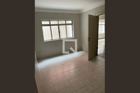 Casa à venda com 4 quartos, 200m² em Vila Parque Jabaquara, São Paulo