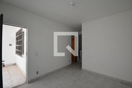 Casa de condomínio para alugar com 42m², 1 quarto e 1 vagaSala