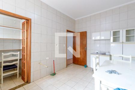 Casa para alugar com 130m², 2 quartos e 2 vagasCozinha