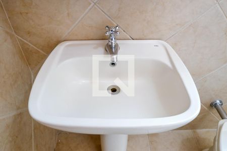 Casa para alugar com 130m², 2 quartos e 2 vagasBanheiro