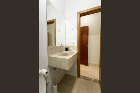 Casa para alugar com 208m², 3 quartos e 2 vagasBanheiro da Suíte