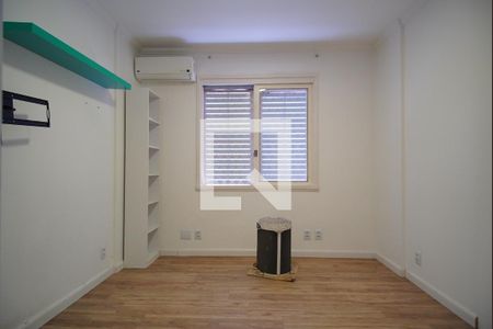 Quarto  1 de apartamento à venda com 4 quartos, 112m² em Boa Vista, Porto Alegre