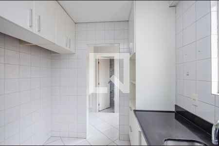 Apartamento para alugar com 95m², 2 quartos e 2 vagasCozinha