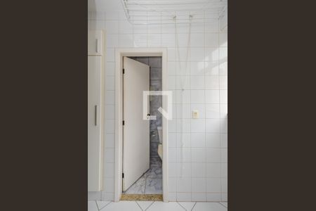 Apartamento para alugar com 95m², 2 quartos e 2 vagasBanheiro de serviço