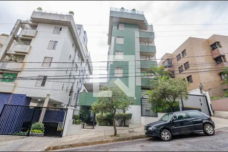 Apartamento para alugar com 95m², 2 quartos e 2 vagasFachada