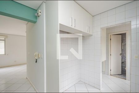 Apartamento para alugar com 95m², 2 quartos e 2 vagasCozinha