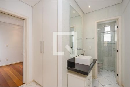 Apartamento para alugar com 95m², 2 quartos e 2 vagasBanheiro Social