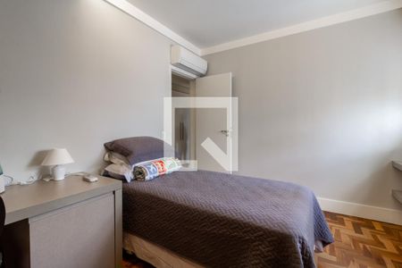 Apartamento à venda com 145m², 3 quartos e 2 vagas Apartamento à venda com 145m², 3 quartos e 2 vagasQuarto 2