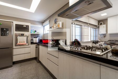 Apartamento à venda com 145m², 3 quartos e 2 vagas Apartamento à venda com 145m², 3 quartos e 2 vagasCozinha