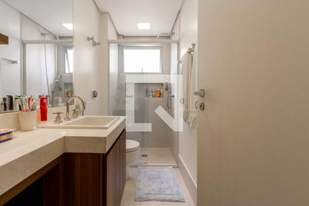 Apartamento à venda com 145m², 3 quartos e 2 vagas Apartamento à venda com 145m², 3 quartos e 2 vagasBanheiro 2