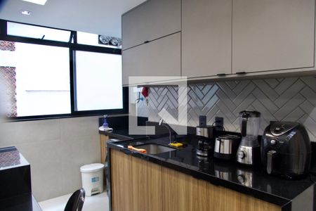 Apartamento à venda com 105m², 4 quartos e sem vagaÁrea serviço