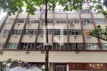 Apartamento à venda com 105m², 4 quartos e sem vagaFachada