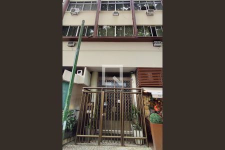 Apartamento à venda com 105m², 4 quartos e sem vagaFachada