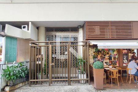 Apartamento à venda com 105m², 4 quartos e sem vagaFachada