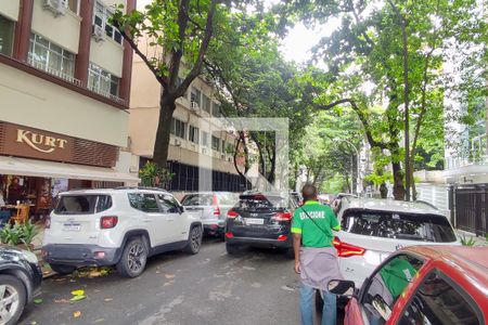 Apartamento à venda com 105m², 4 quartos e sem vagaVista da Rua