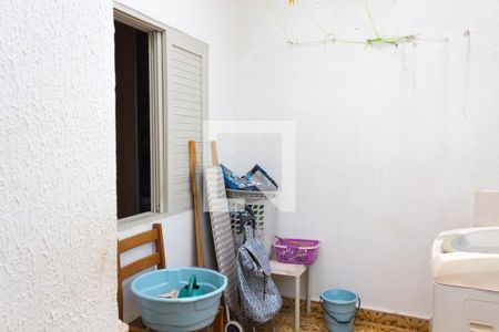 Casa à venda com 155m², 3 quartos e 2 vagas Casa à venda com 155m², 3 quartos e 2 vagasÁrea de Serviço