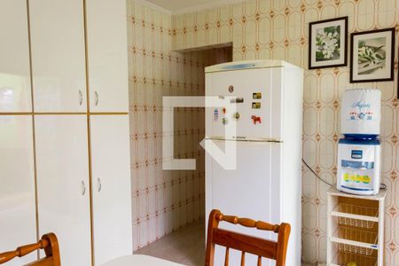 Casa à venda com 155m², 3 quartos e 2 vagas Casa à venda com 155m², 3 quartos e 2 vagasCozinha