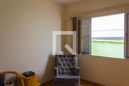 Casa à venda com 155m², 3 quartos e 2 vagas Casa à venda com 155m², 3 quartos e 2 vagasSala de leitura