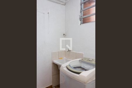 Casa à venda com 155m², 3 quartos e 2 vagas Casa à venda com 155m², 3 quartos e 2 vagasÁrea de Serviço