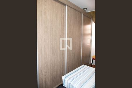 Quarto 2 de casa para alugar com 4 quartos, 150m² em Vila Gustavo, São Paulo