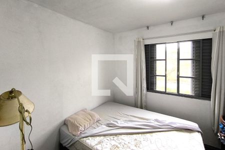 Casa de condomínio à venda com 380m², 3 quartos e 8 vagasQuarto 1 - Casa 2