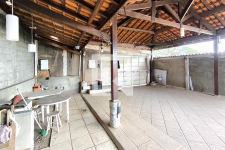 Casa de condomínio à venda com 380m², 3 quartos e 8 vagasGaragem e Churrasqueira