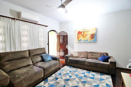 Sala de casa para alugar com 3 quartos, 185m² em Campestre, Santo André