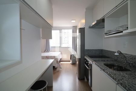 Quarto e Cozinha de kitnet/studio para alugar com 1 quarto, 20m² em Brás, São Paulo
