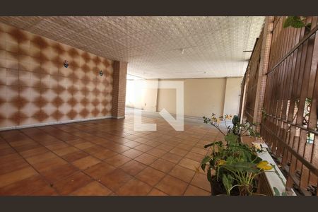 Apartamento à venda com 72m², 2 quartos e 1 vagaÁrea comum
