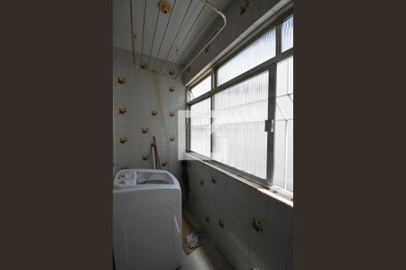 Apartamento à venda com 72m², 2 quartos e 1 vagaÁrea de Serviço