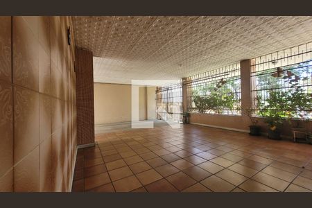 Apartamento à venda com 72m², 2 quartos e 1 vagaÁrea comum