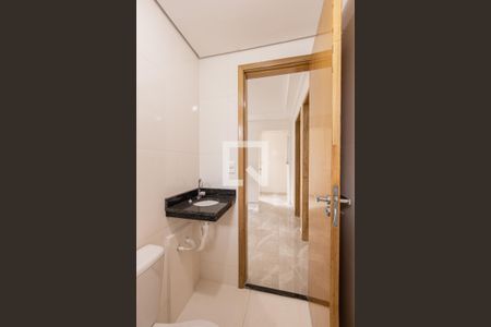 Apartamento à venda com 38m², 2 quartos e sem vaga Apartamento à venda com 38m², 2 quartos e sem vagaBanheiro Social