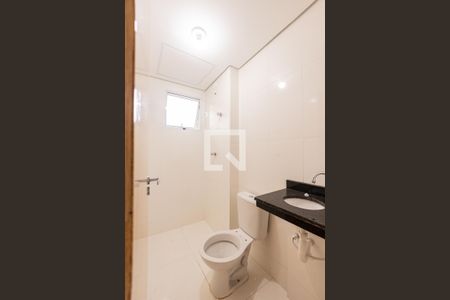 Apartamento à venda com 38m², 2 quartos e sem vaga Apartamento à venda com 38m², 2 quartos e sem vagaBanheiro Social