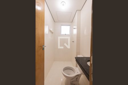 Apartamento à venda com 38m², 2 quartos e sem vaga Apartamento à venda com 38m², 2 quartos e sem vagaBanheiro Social