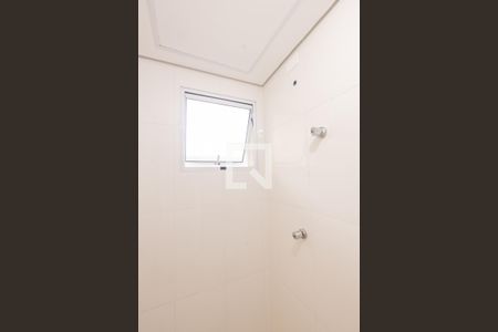 Apartamento à venda com 38m², 2 quartos e sem vaga Apartamento à venda com 38m², 2 quartos e sem vagaBanheiro Social