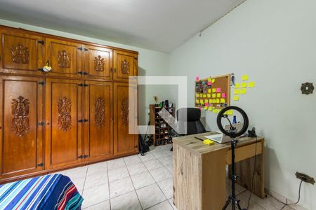 Quarto de casa à venda com 4 quartos, 400m² em Vila Lucia, São Paulo