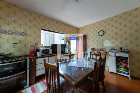 Casa à venda com 400m², 4 quartos e 3 vagasCozinha