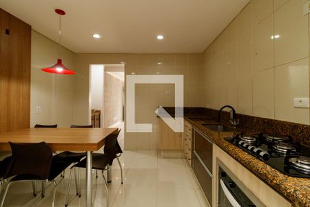 Cozinha de casa de condomínio para alugar com 2 quartos, 78m² em Vila Paulistana, São Paulo
