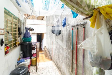 Casa à venda com 148m², 2 quartos e 1 vaga Casa à venda com 148m², 2 quartos e 1 vagaEdícula