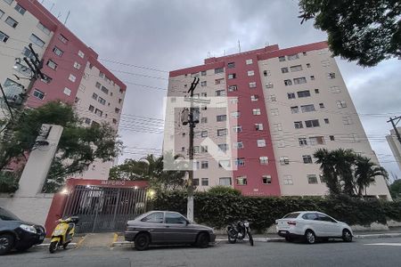 Apartamento à venda com 62m², 2 quartos e 1 vaga Apartamento à venda com 62m², 2 quartos e 1 vagaFachada
