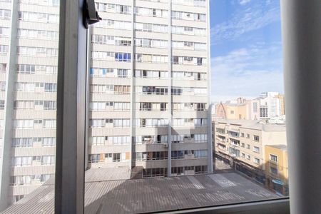 Vista do Quarto de kitnet/studio para alugar com 1 quarto, 30m² em Centro, Curitiba