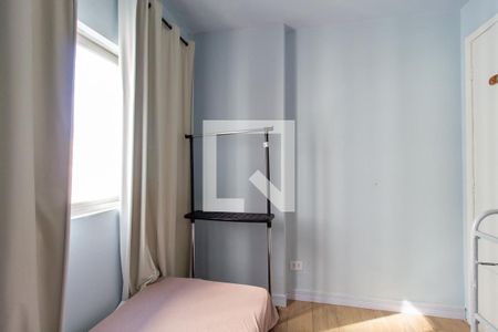 Quarto de kitnet/studio para alugar com 1 quarto, 30m² em Centro, Curitiba