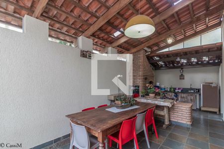 Casa à venda com 457m², 4 quartos e 6 vagas