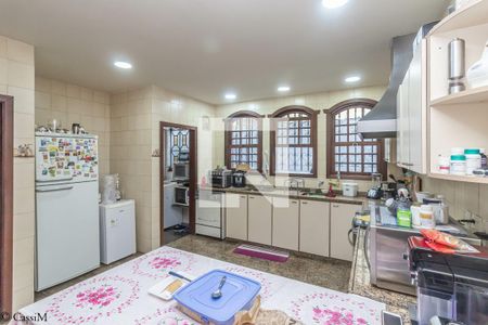 Casa à venda com 457m², 4 quartos e 6 vagas