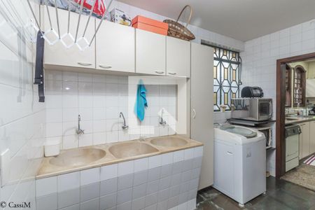 Casa à venda com 457m², 4 quartos e 6 vagas