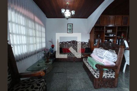 Casa à venda com 4 quartos, 310m² em Camargos, Belo Horizonte