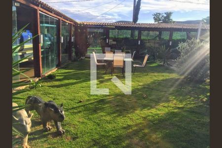 Casa de condomínio para alugar com 394m², 5 quartos e 6 vagas