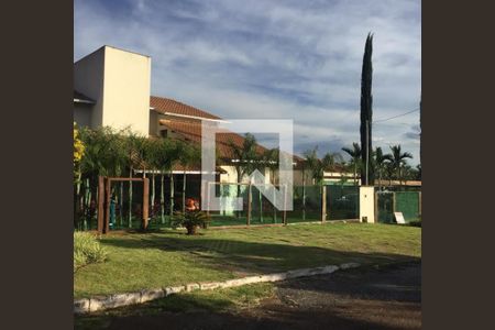Casa de condomínio para alugar com 394m², 5 quartos e 6 vagas
