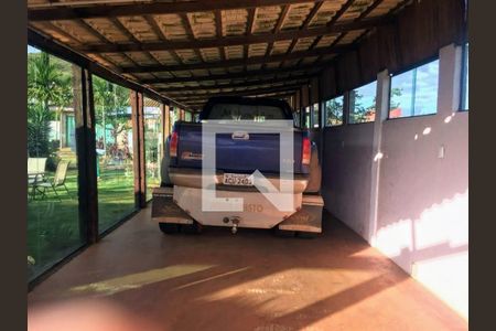 Casa de condomínio para alugar com 394m², 5 quartos e 6 vagas